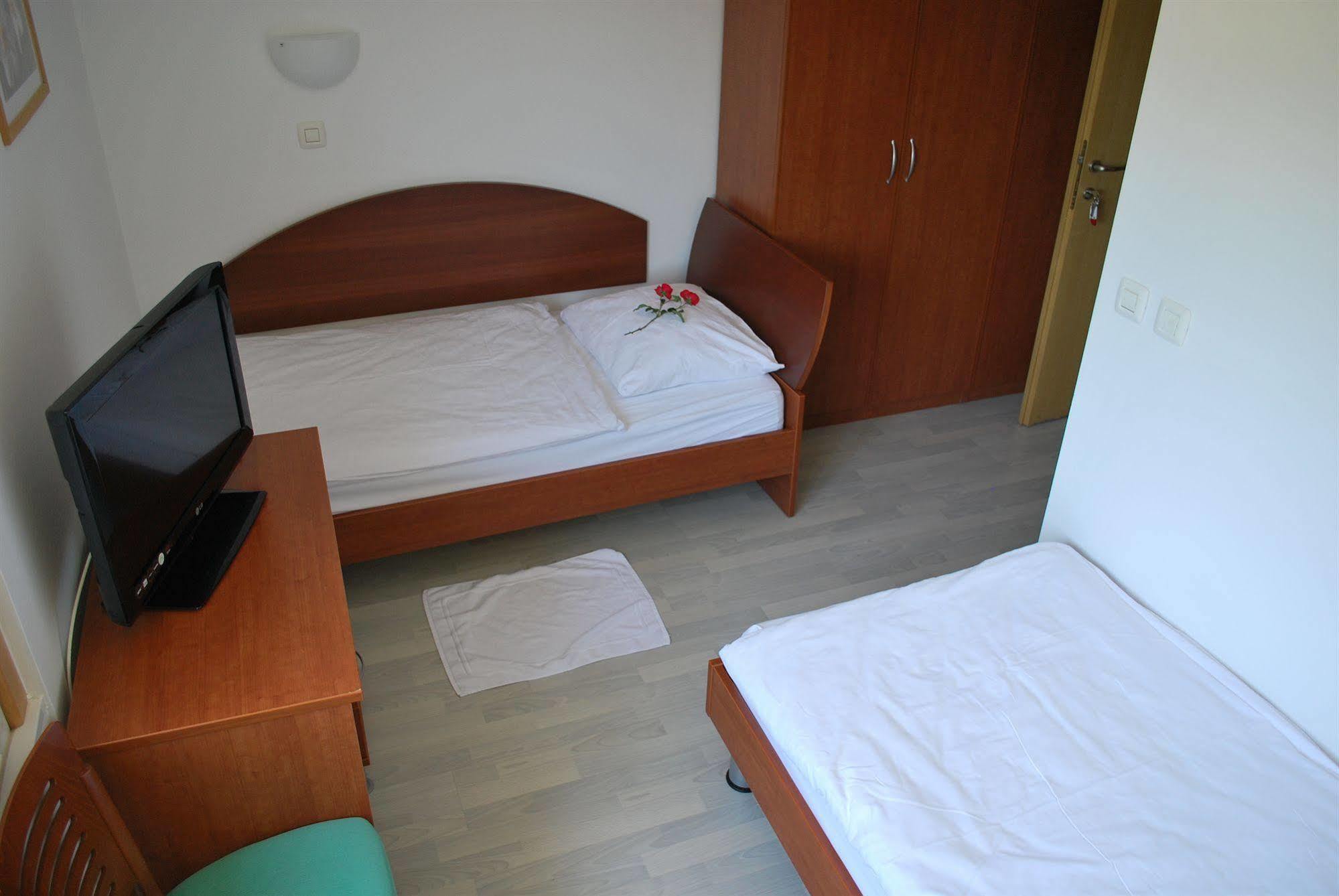 Bed And Breakfast Kogoj Nova Gorica Buitenkant foto