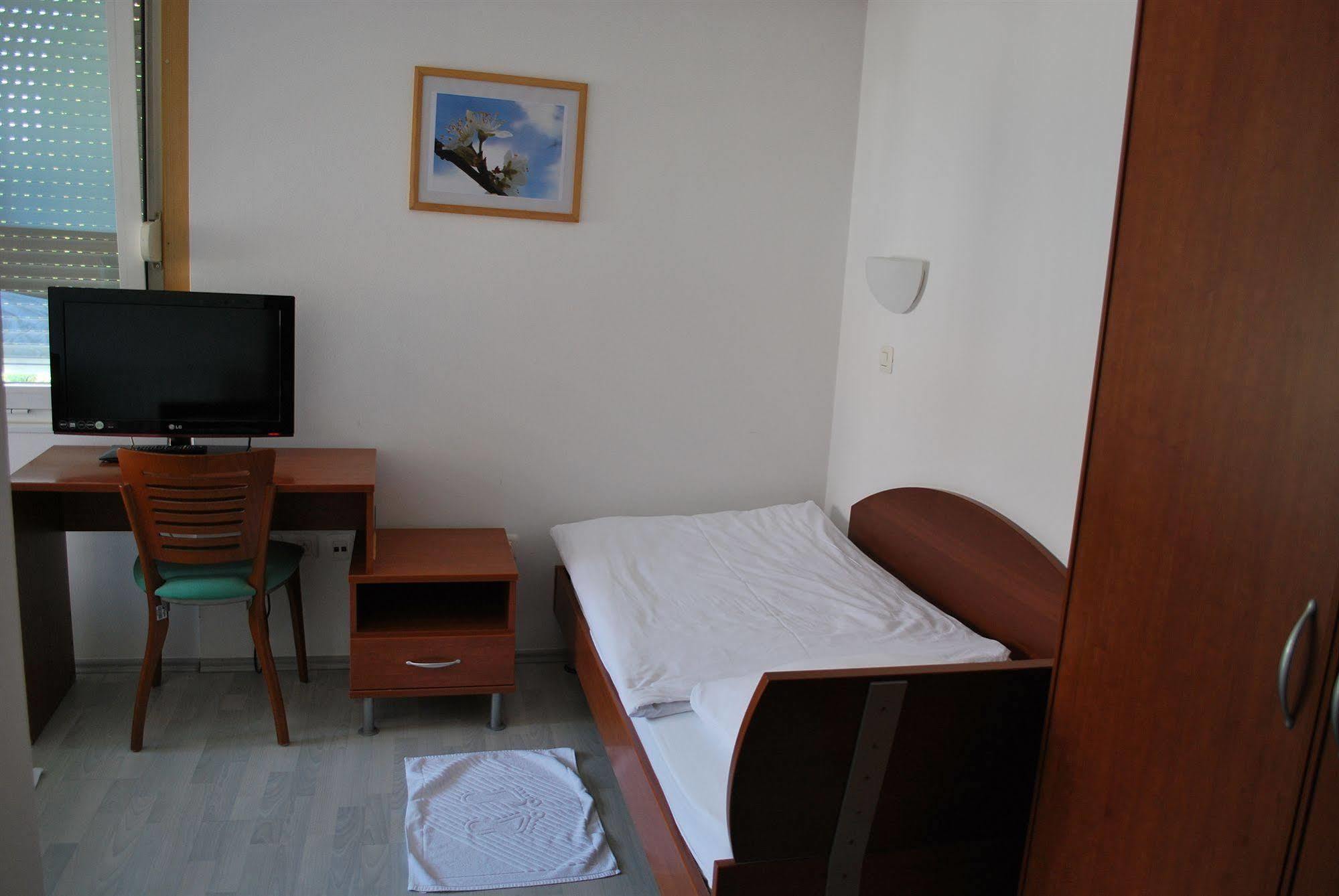 Bed And Breakfast Kogoj Nova Gorica Buitenkant foto